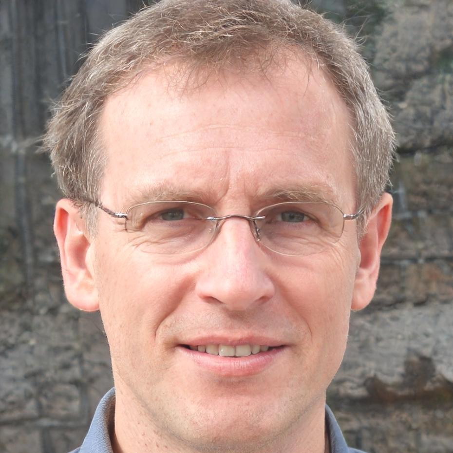 Michael Richardson - Senior Corporate Finance Expert